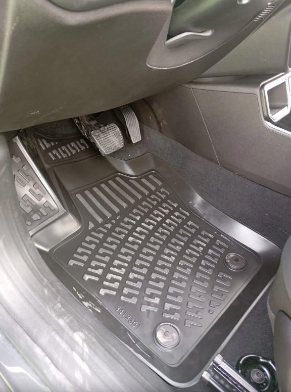 Jeep Renegade 2015-2019 Uyumlu 4.5D Havuzlu Paspas
