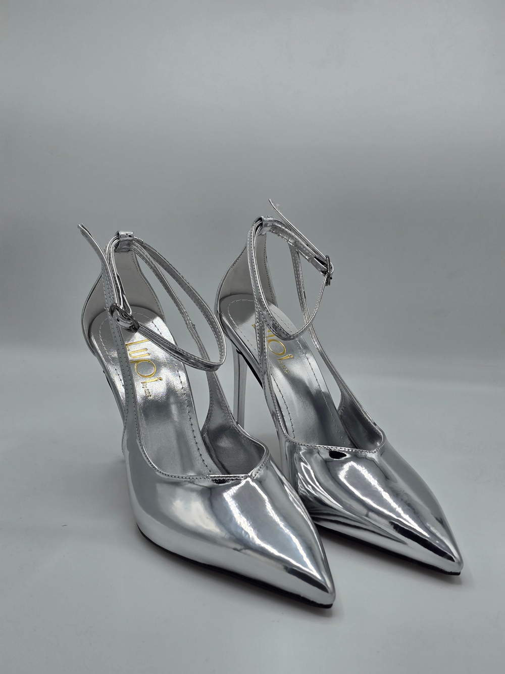Luvestashoes Gümüş Bilekten Tokalı İnce Topuk Stiletto