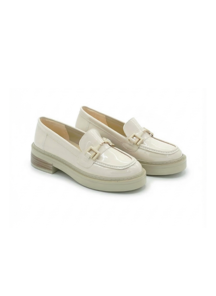 Toka Detaylı Rugan Loafer Bej