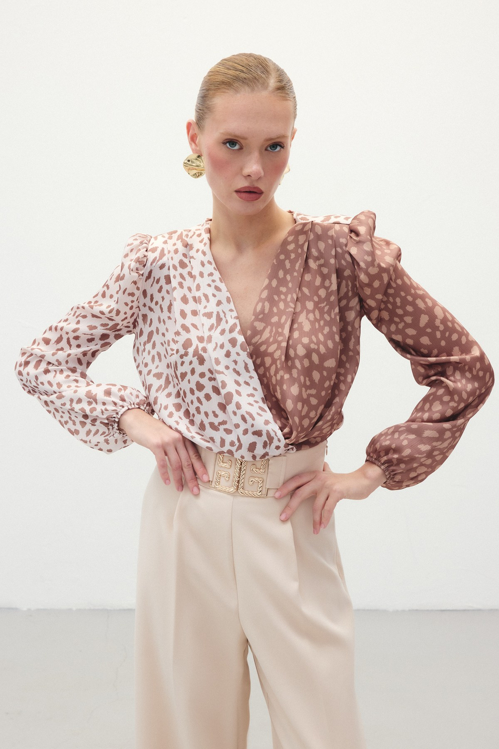 Kruvaze Çift Desenli Bodysuit – Kahve & Bej