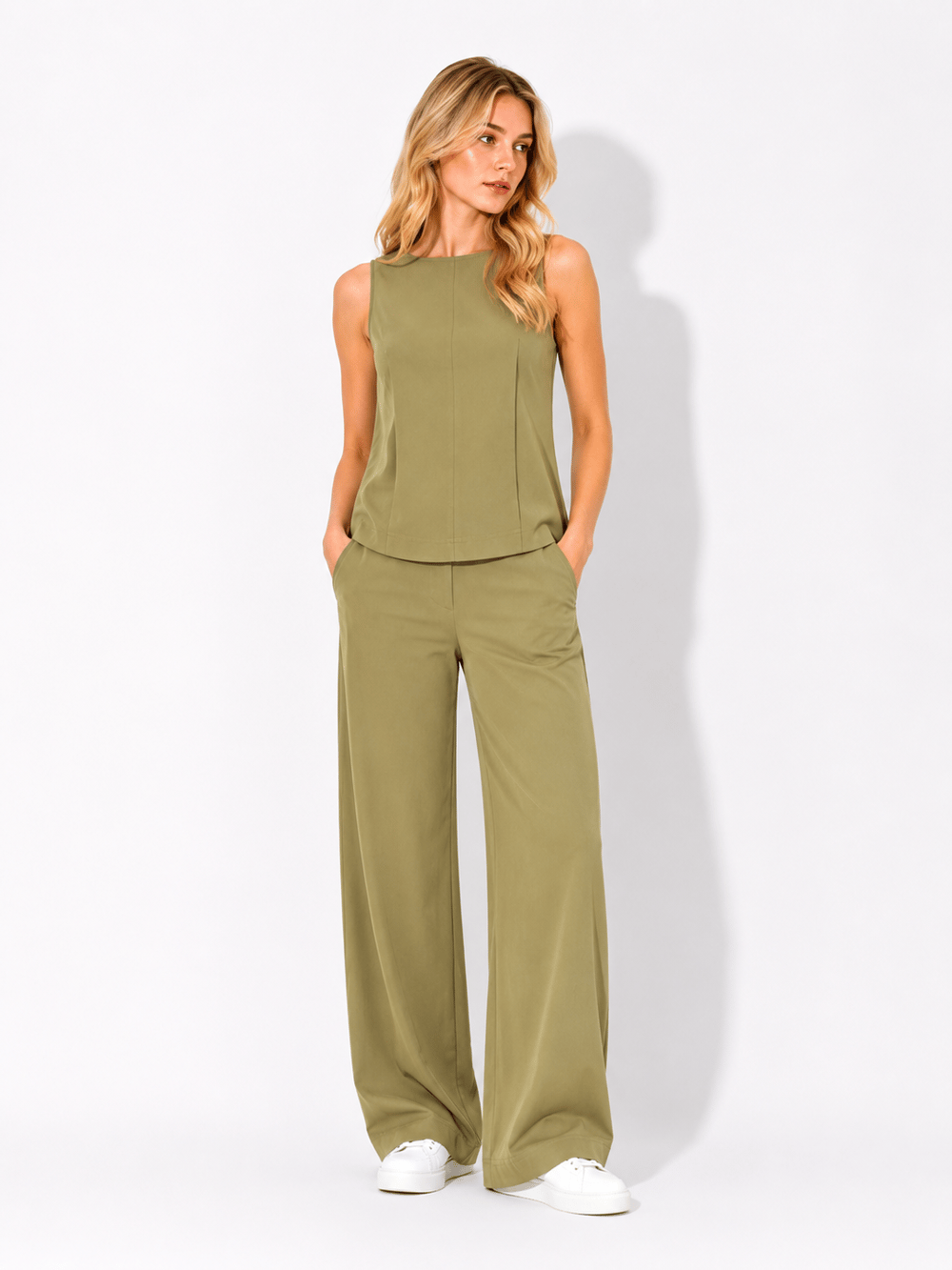 Yağ yeşili kemerli %100 cotton tam likralı takım