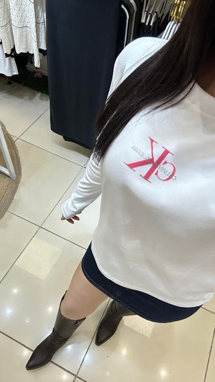 Uzun kollu marka tshirt