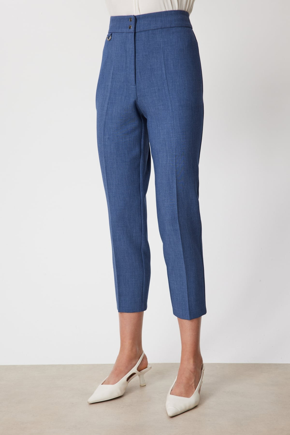 Mi Önü Düğmeli Toka Detaylı Pantolon INDIGO