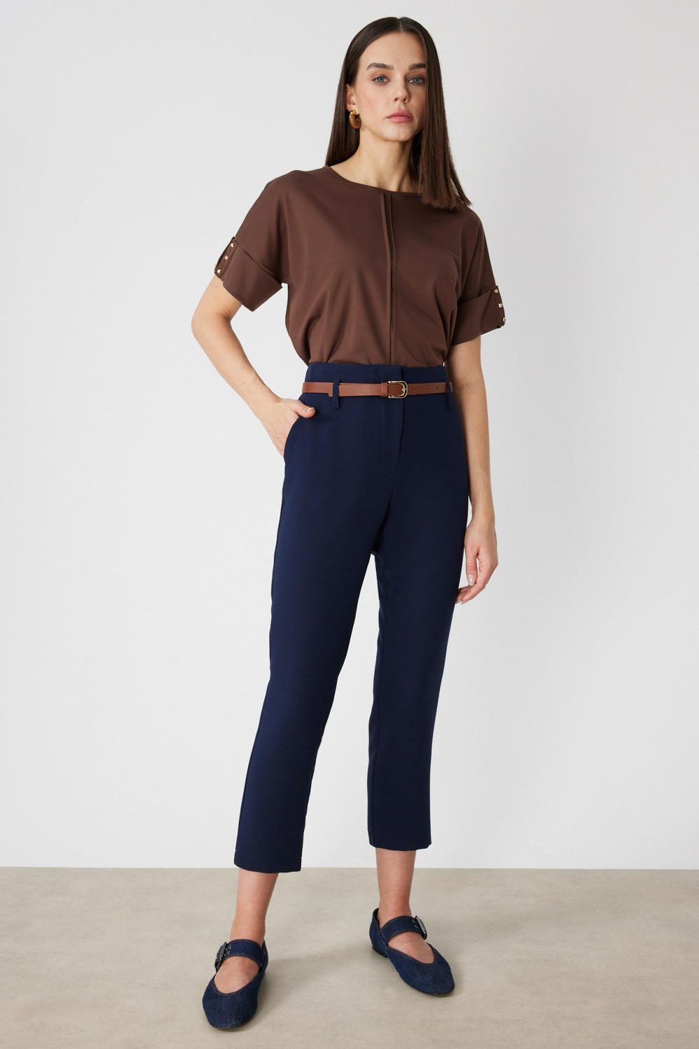 On Beli Kemerli Dar Paça Pantolon Lacivert