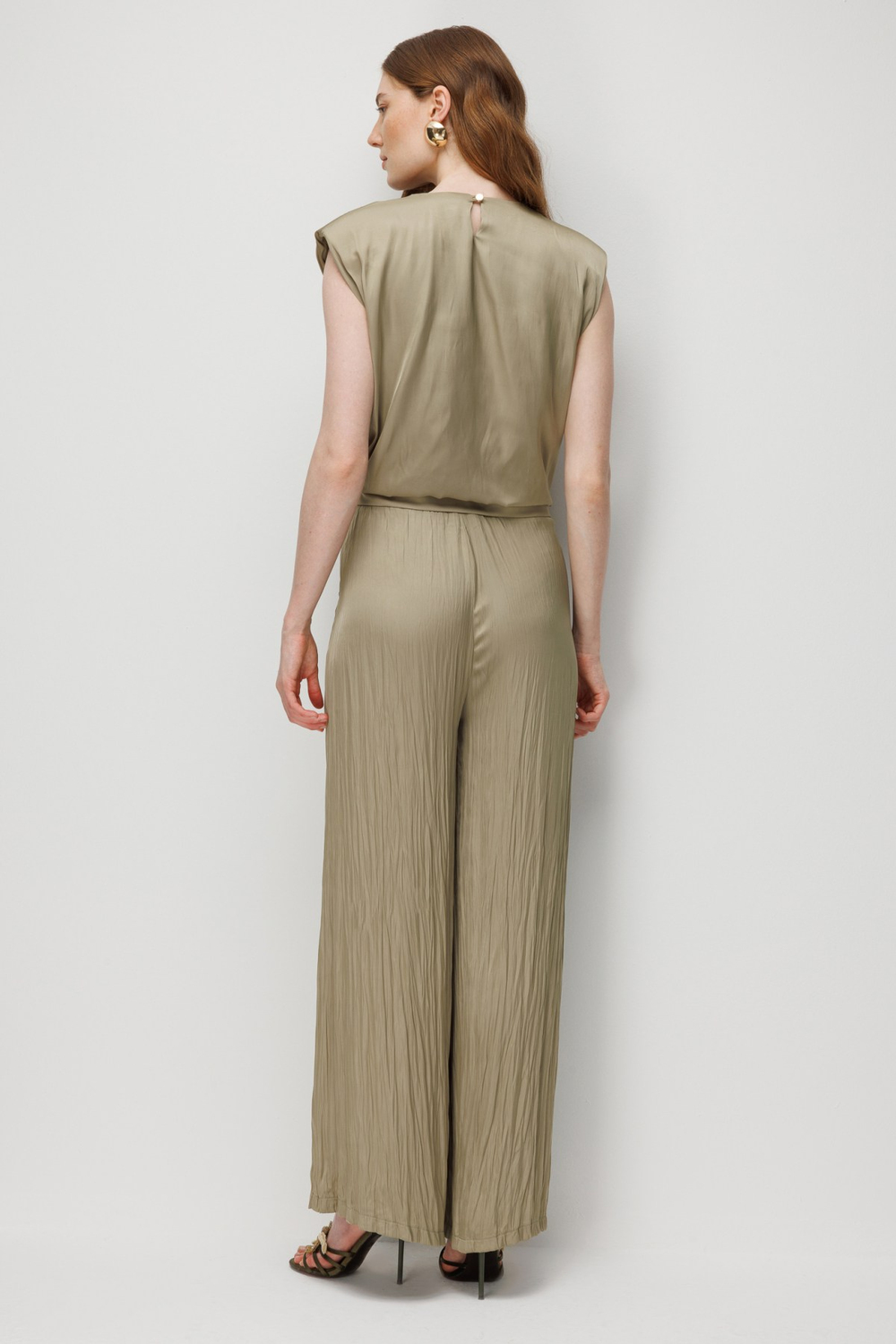 On Drape Detaylı Kolsuz Bluz CAGLA