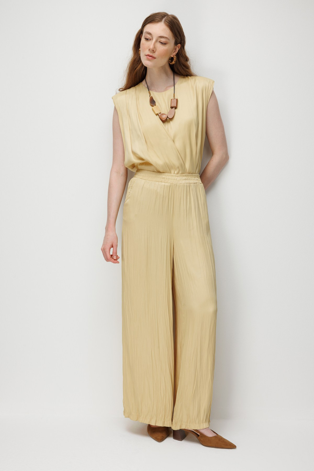 On Drape Detaylı Kolsuz Bluz SARI