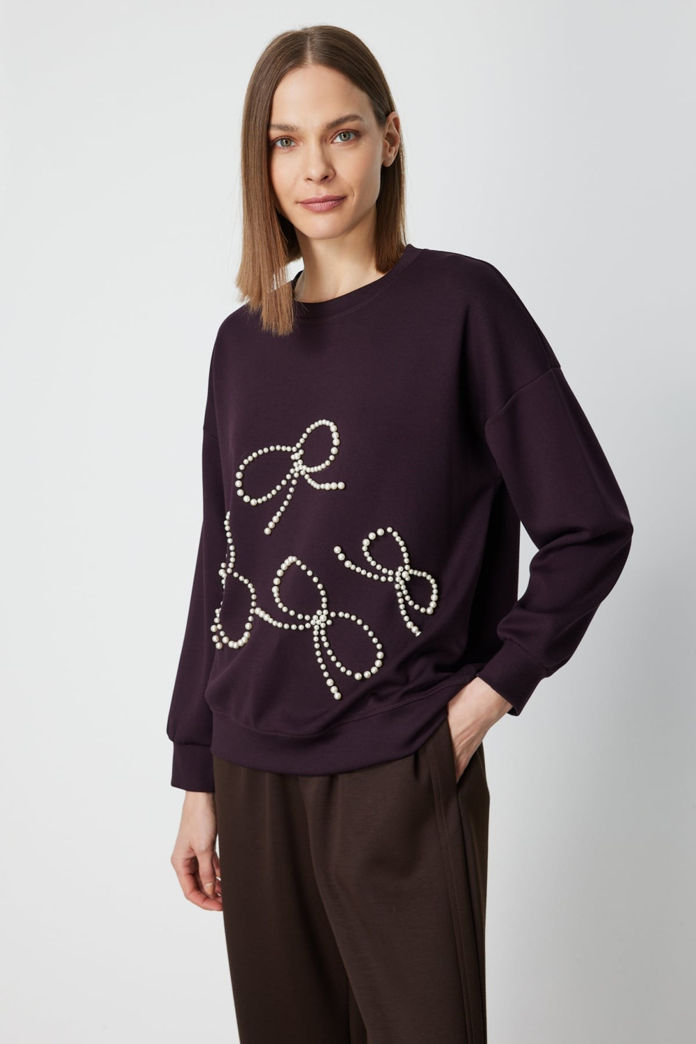 On İncili Fiyonk İşlemeli Sweat BORDO