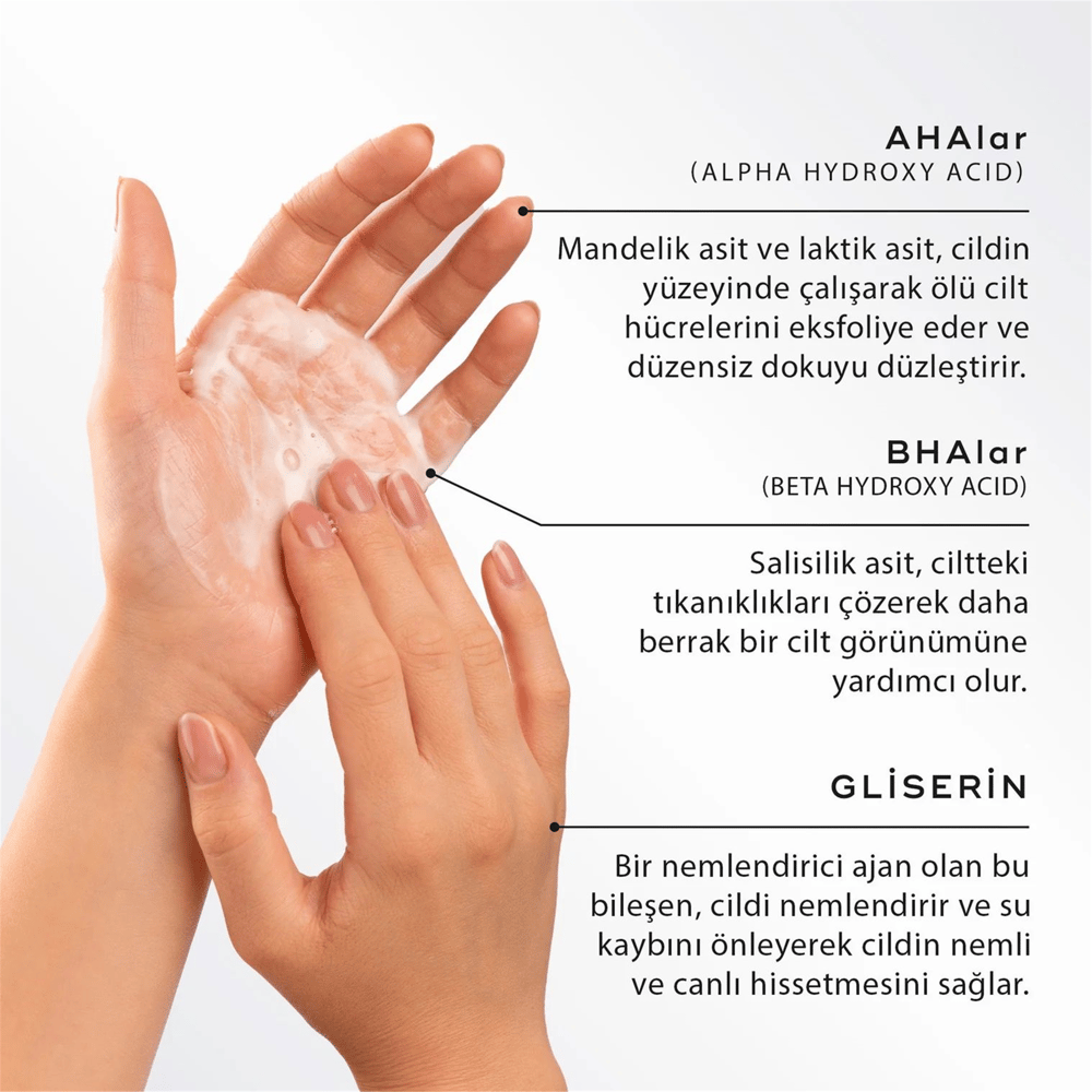 Medik8  Surface Radiance Cleanse P08773