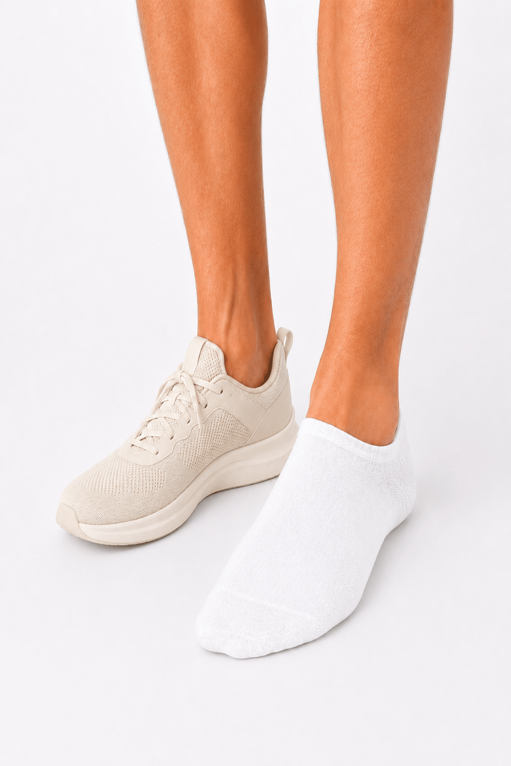 Erkek Bambu Dikişsiz 4 Mevsim Görünmez Sneaker Çorabı – BEYAZ