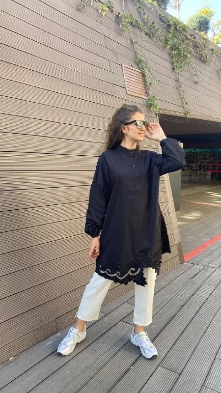 İnvee 6799 Siyah Güpür Detaylı Tunik