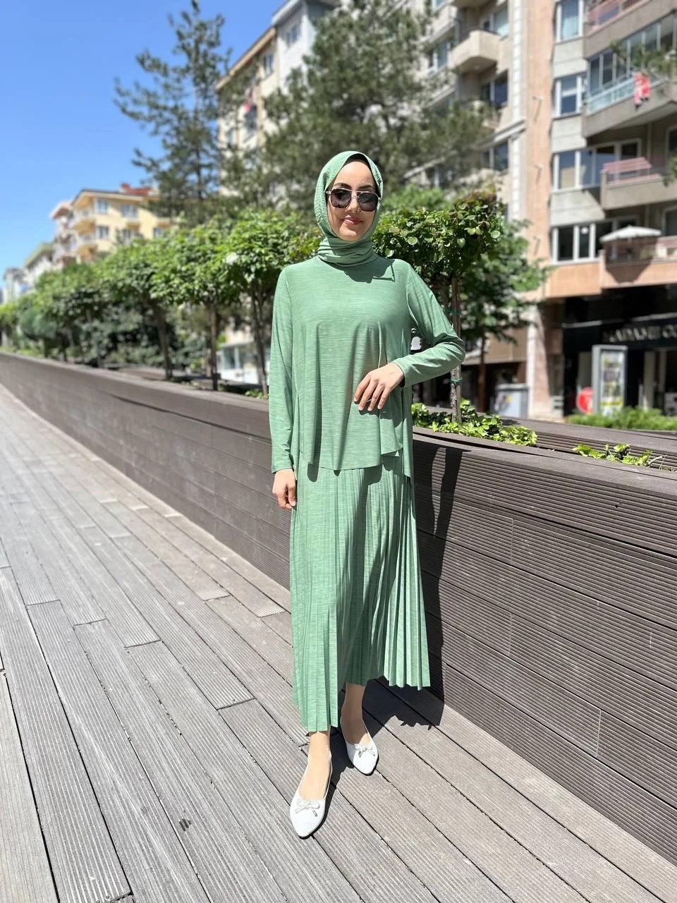 Noi 64164 Yeşil Elenay Etekli Takım