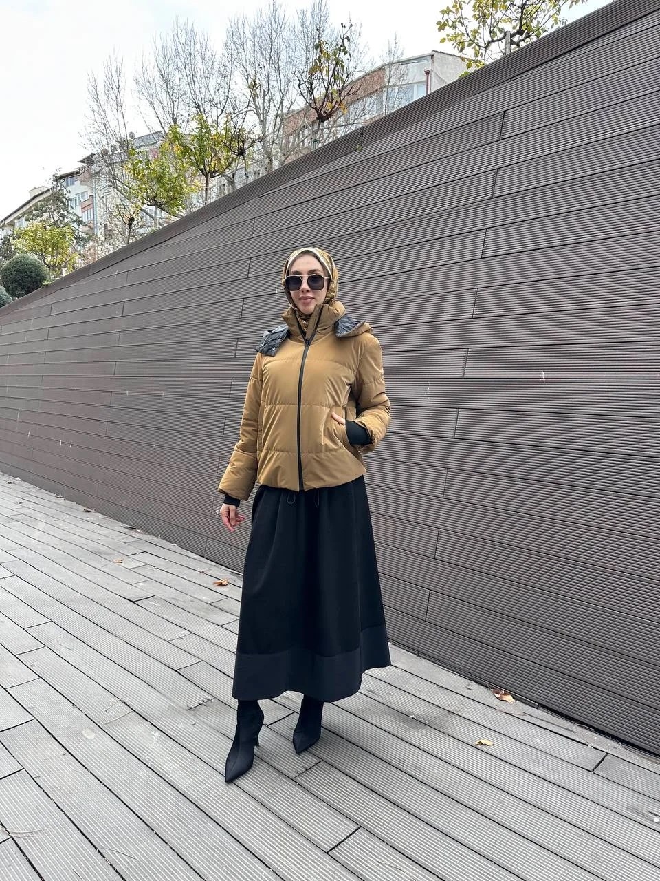Trenç 5795 Camel Ribanalı Kapitone Mont