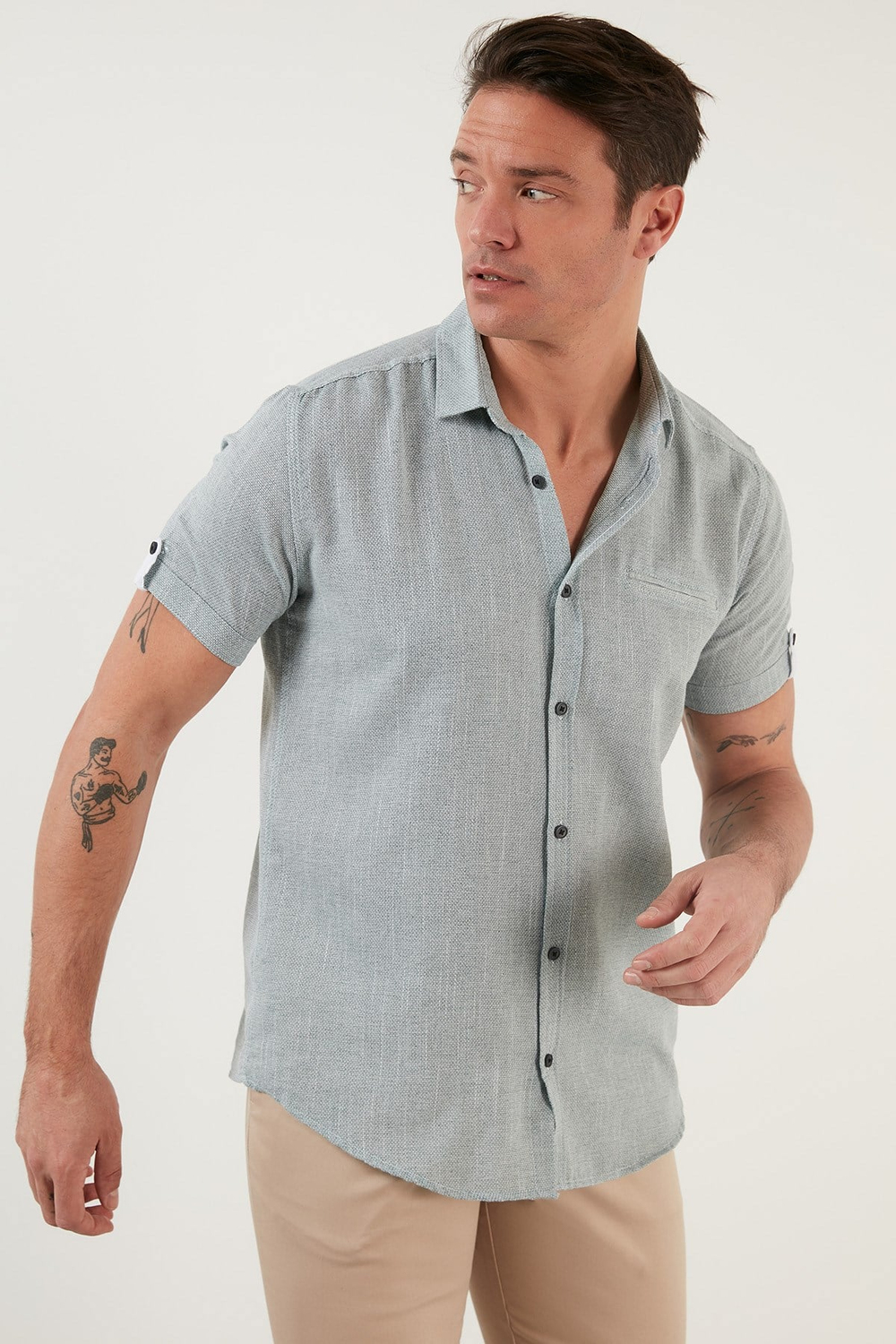 % 100 Pamuk Keten Görünümlü Slim Fit Kısa Kollu Erkek Gömlek CF21S111766 HAKİ