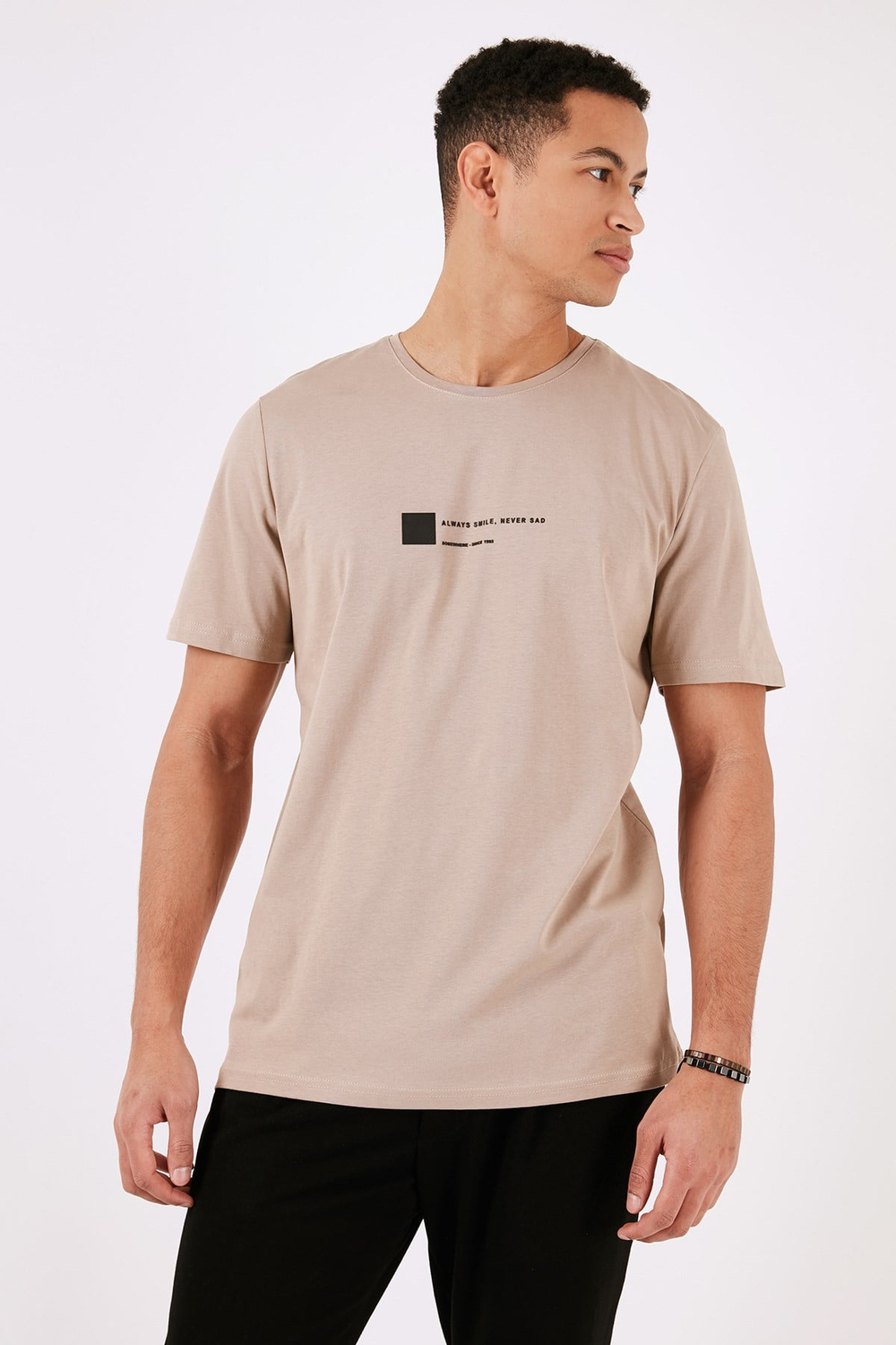 % 100 Pamuk Regular Fit Bisiklet Yaka Erkek T Shirt 5902622 VİZON