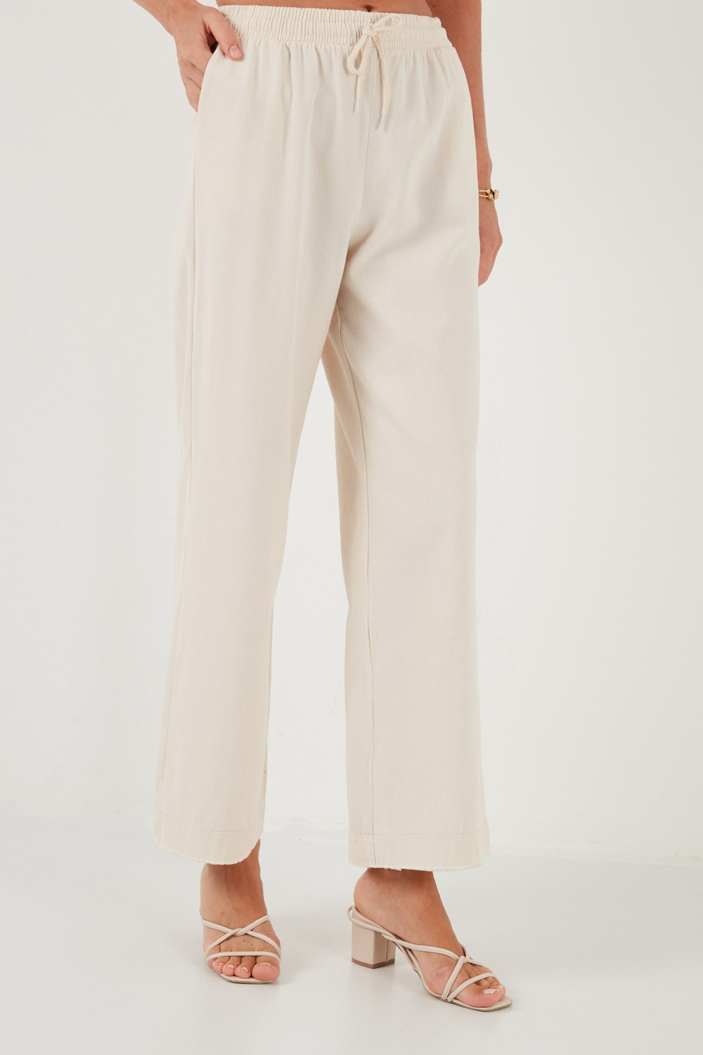 % 100 Pamuklu Bol Paça Regular Fit Kadın Pantolon 673PY2008 BEJ