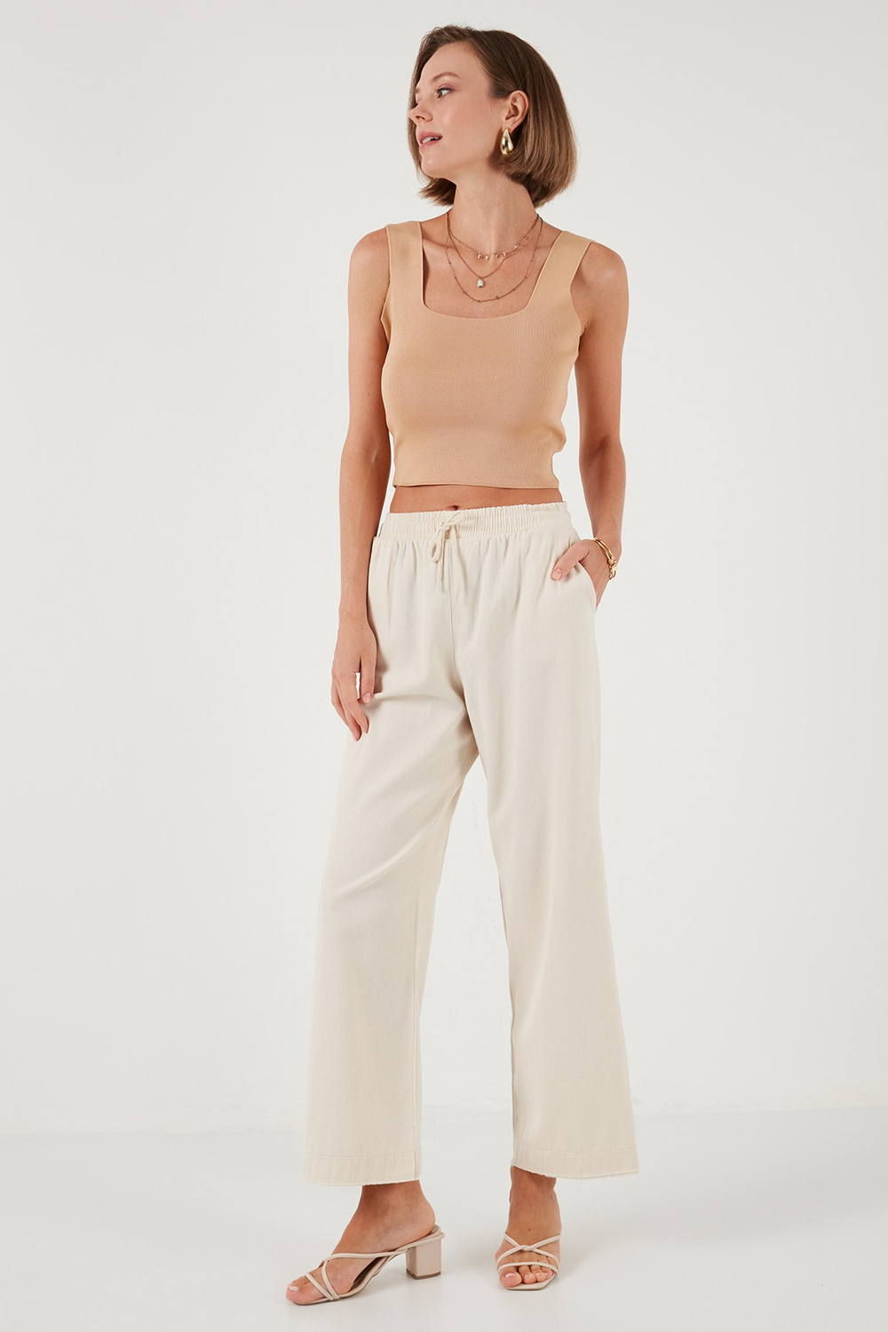 % 100 Pamuklu Bol Paça Regular Fit Kadın Pantolon 673PY2008 BEJ
