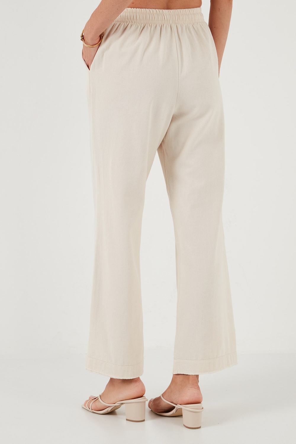% 100 Pamuklu Bol Paça Regular Fit Kadın Pantolon 673PY2008 BEJ