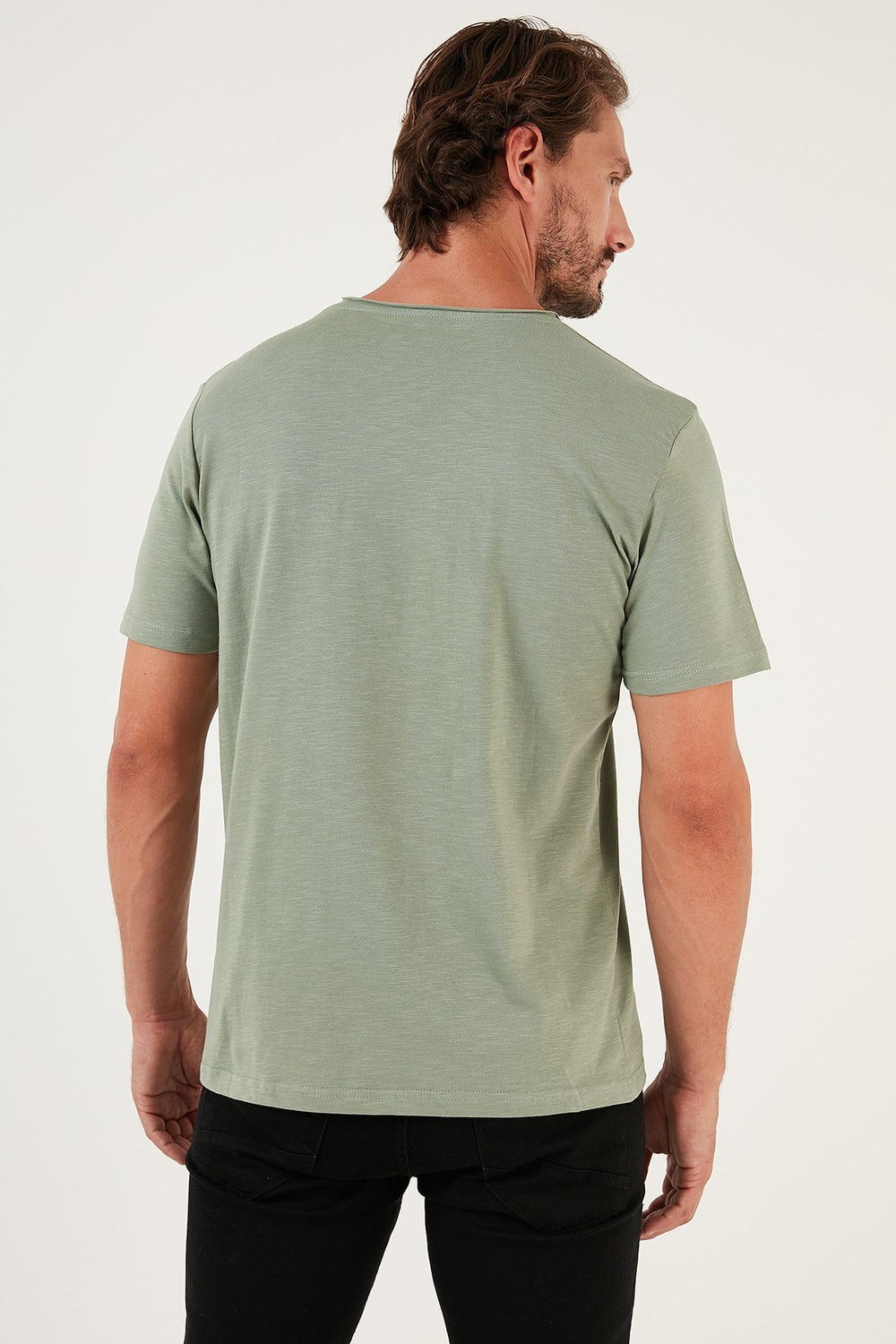 % 100 Pamuklu Slim Fit Bisiklet Yaka Cepli Erkek T Shirt 5902000 YEŞİL