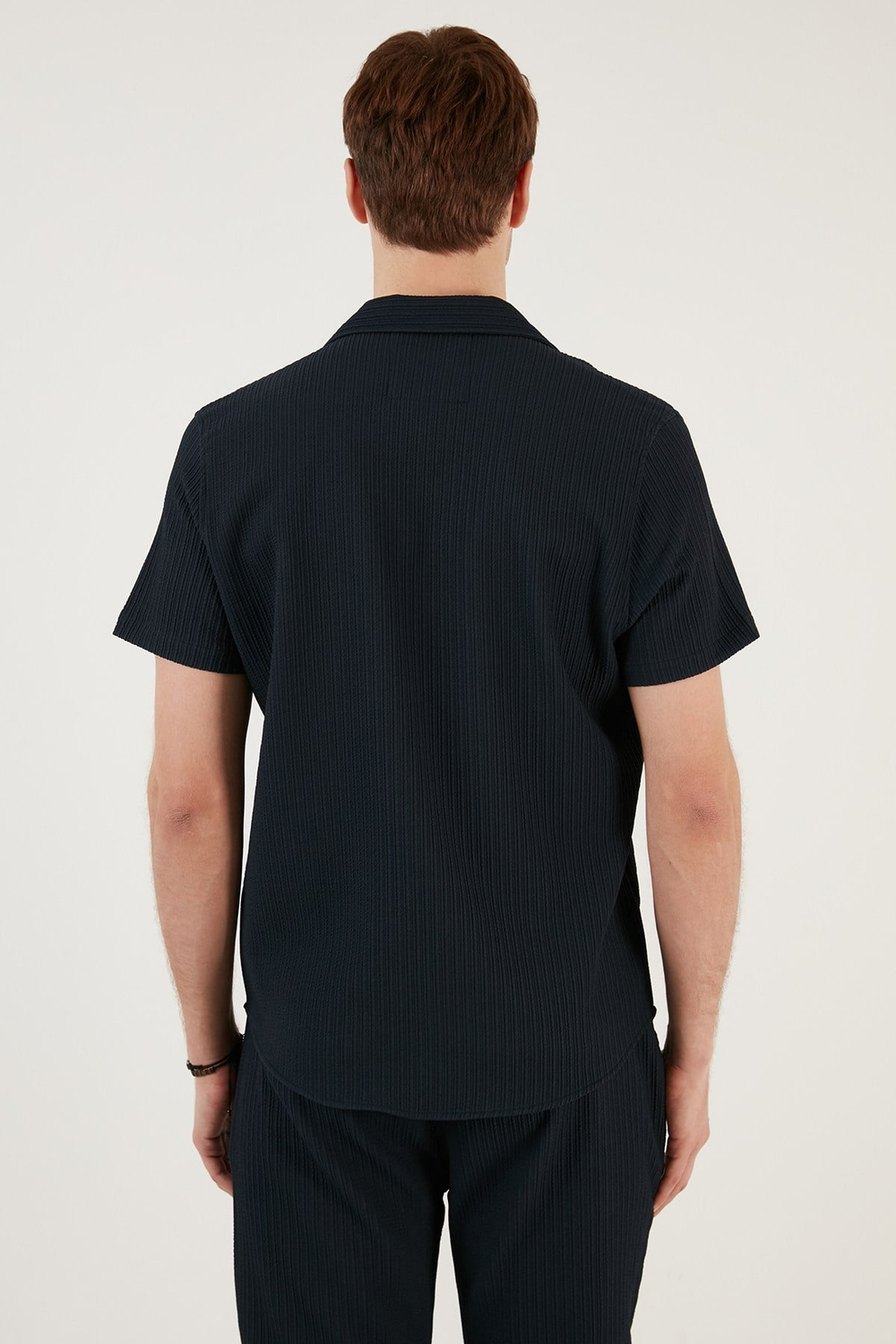Apaş Yaka Kısa Kollu Regular Fit Erkek Gömlek CF24S117842 LACİVERT