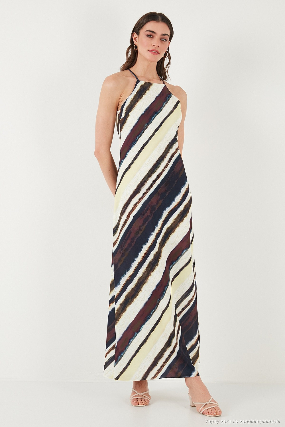 Batik Desenli Relaxed Fit Halter Yaka Yırtmaçlı Uzun Kadın Elbise 67810556 KAHVE-SARI