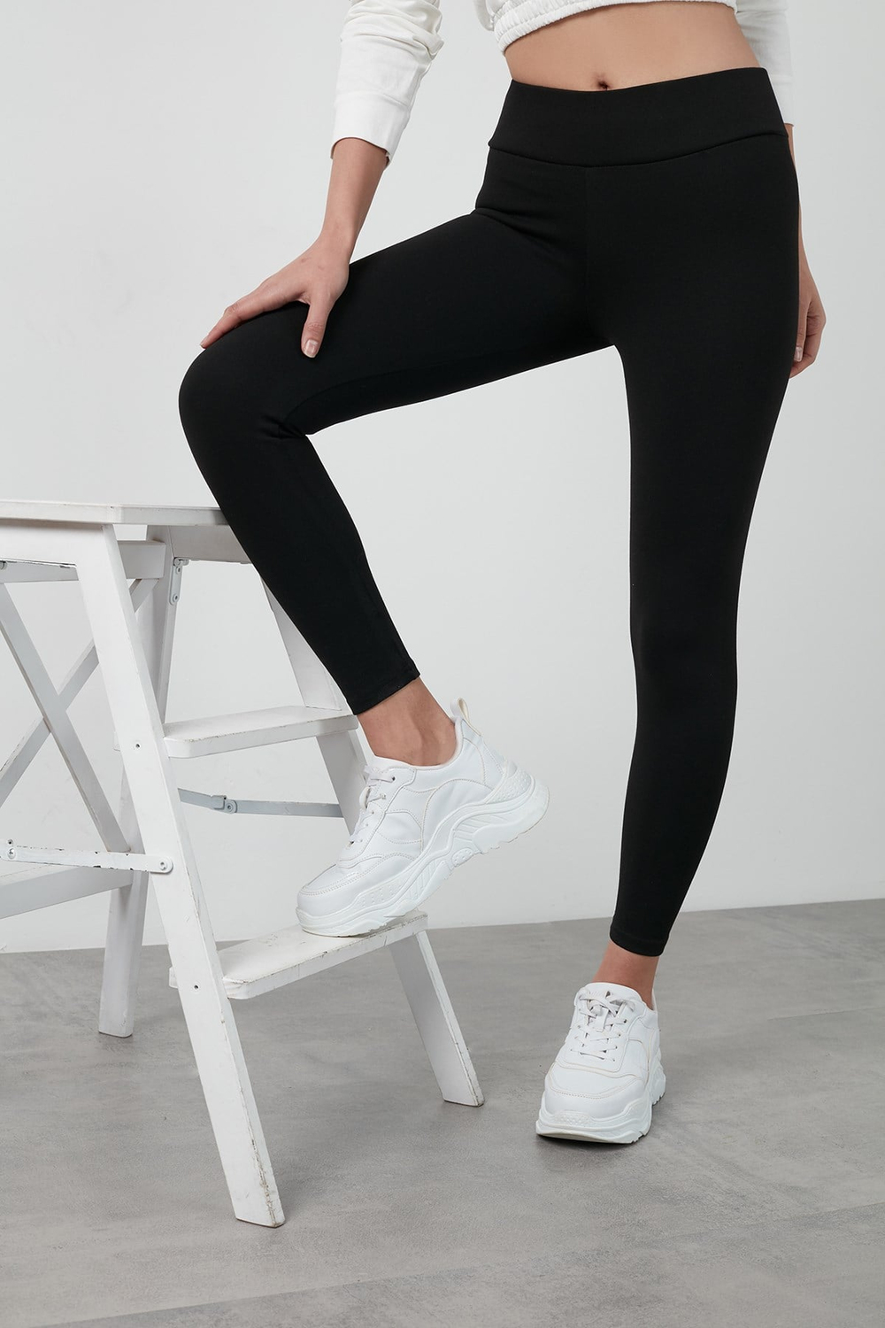 Büyük Beden Seçeneğiyle Yüksek Bel Toparlayıcı Üşütmeyen Kışlık Spor Kadın Tayt 626TIGHTS SİYAH