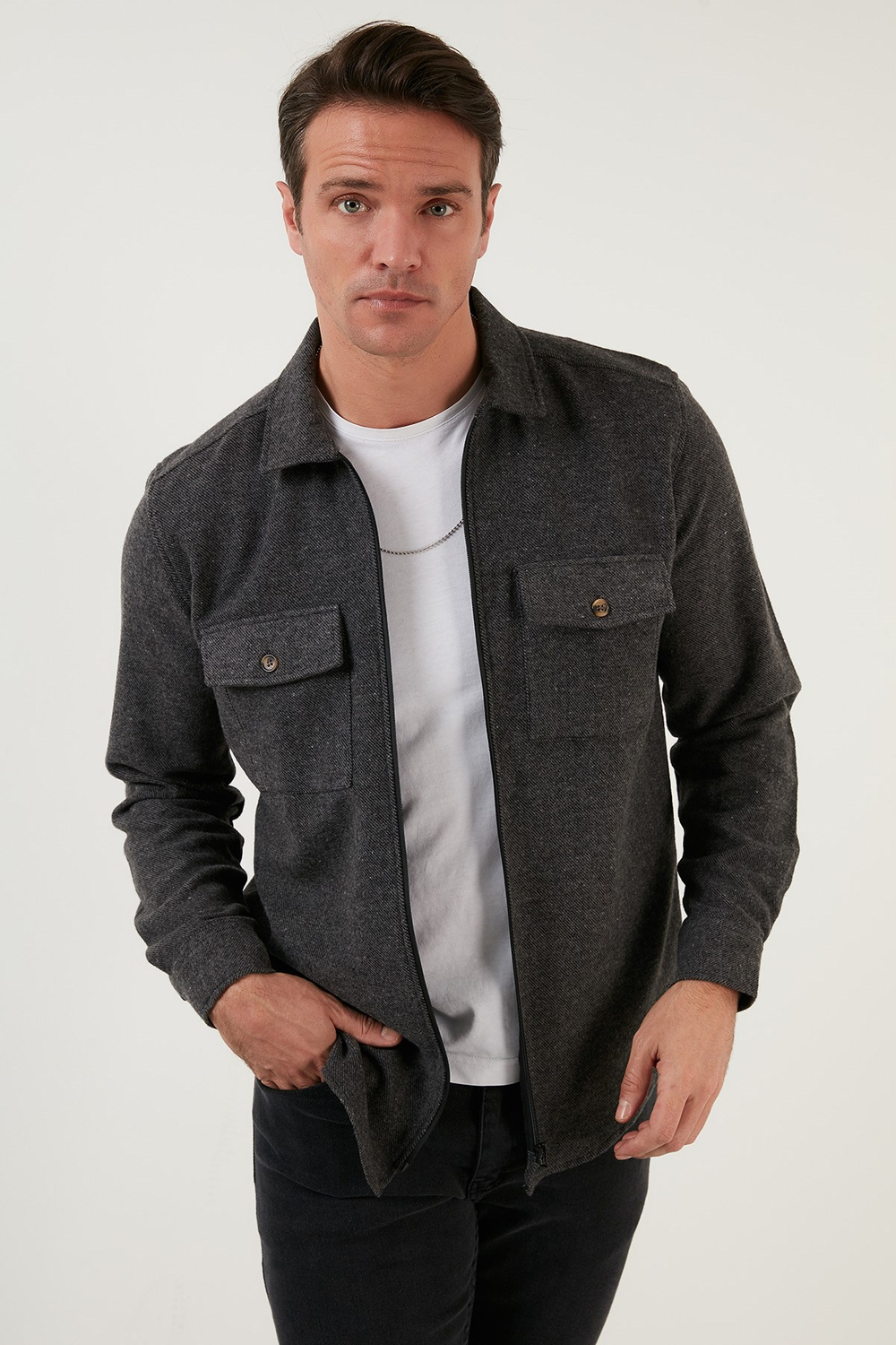 Çift Cepli Fermuarlı Slim Fit Kışlık Erkek Gömlek CF21W112925 KOYU GRİ