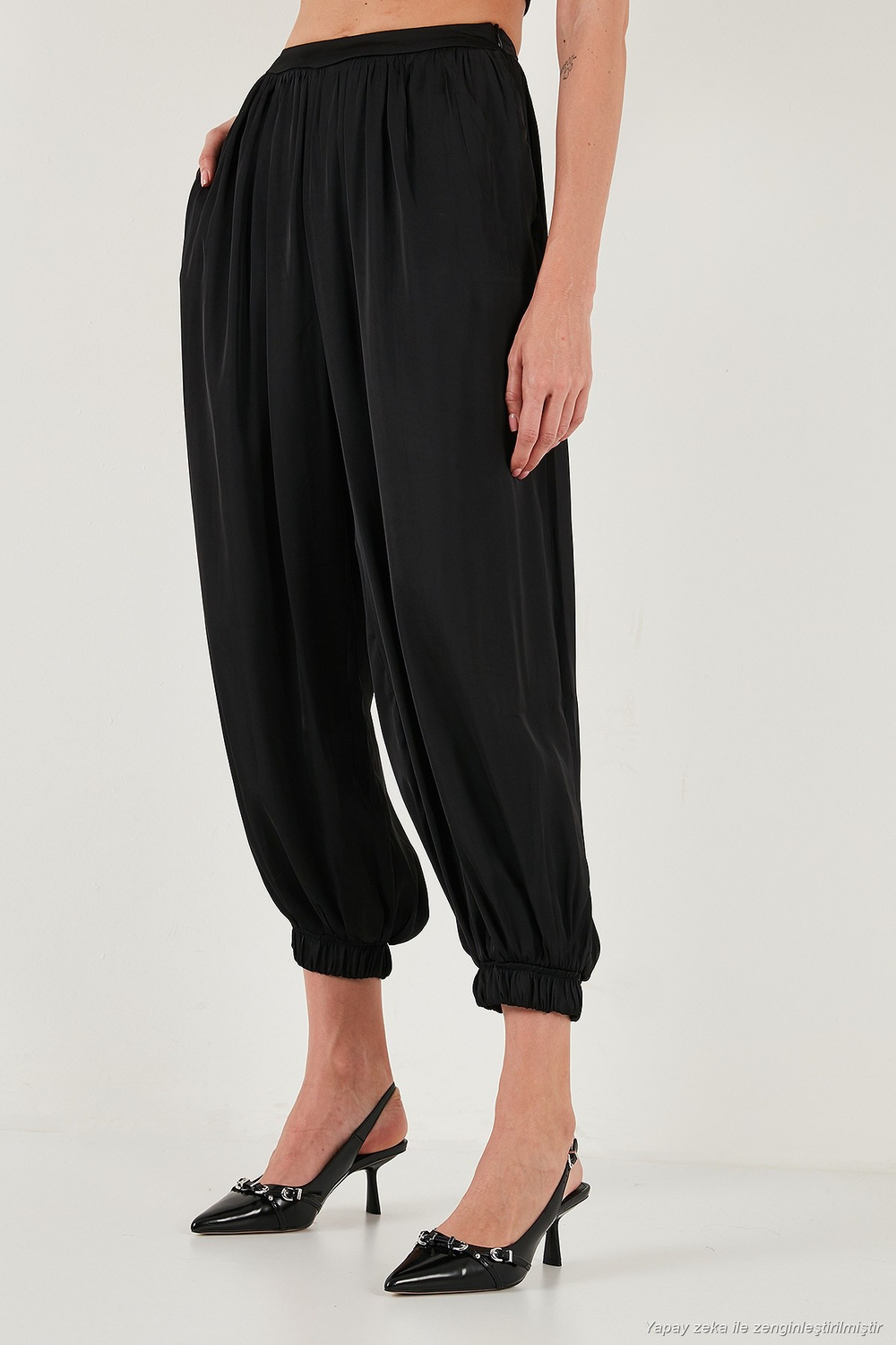 Comfort Fit Yüksek Bel Lastikli Paça Saten Kadın Pantolon 68351217 SİYAH