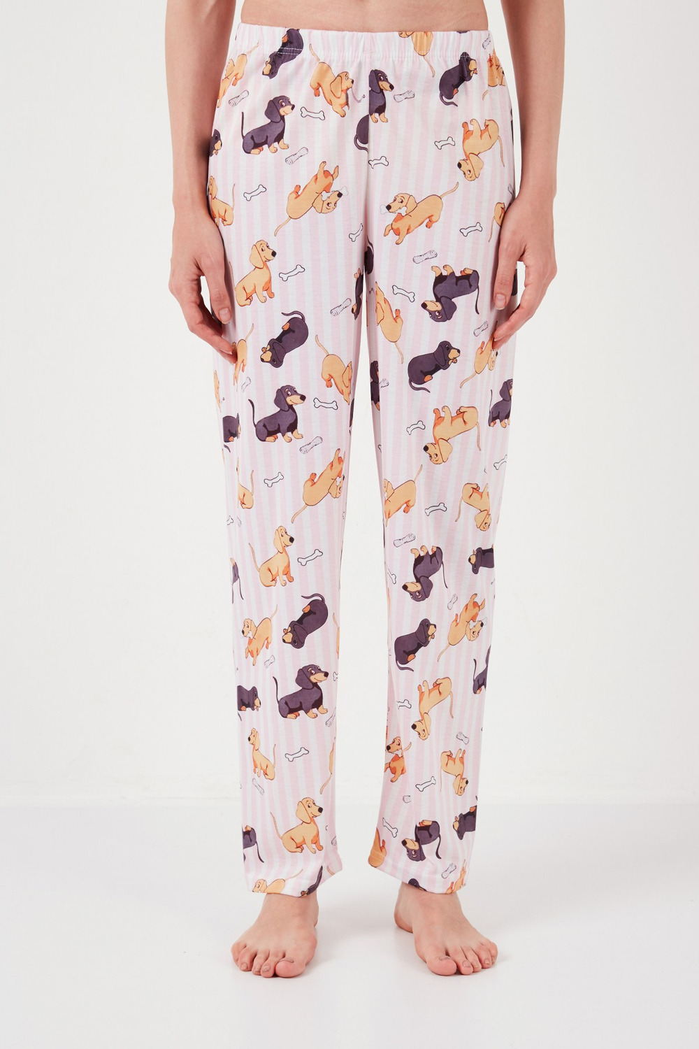 Desenli Kısa Kollu Beli Lastikli Gömlek Yaka Dokuma Regular Fit Kadın Pijama Takımı 6571010 PEMBE