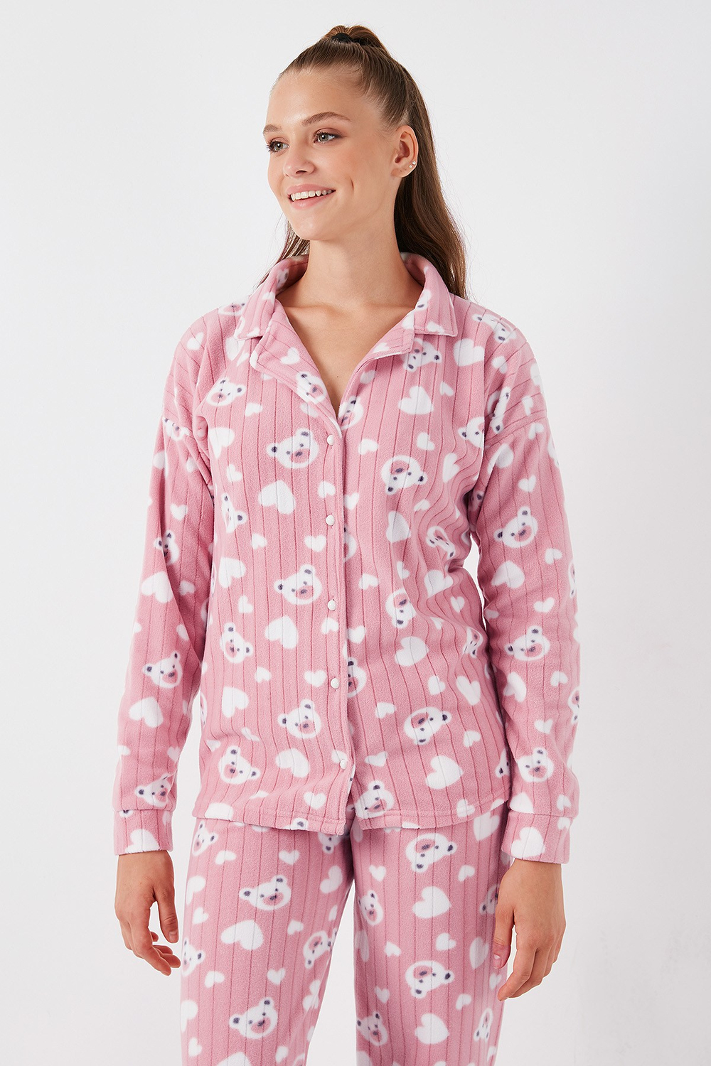 Desenli Standart Fit Düğmeli Polarlı Rahat Kışlık Kadın Pijama Takımı 6095617 PUDRA