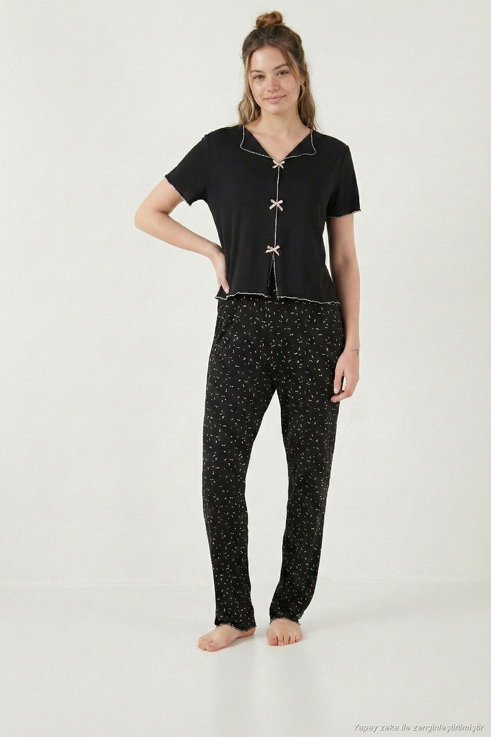 Desenli Standart Fit Kurdele Detaylı Kısa Kollu Kadın Pijama Takımı 6091435 SİYAH-BEYAZ
