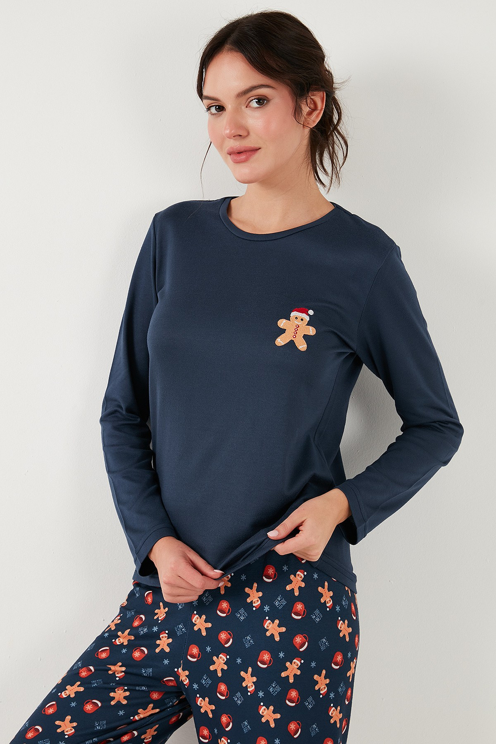 Desenli Yumuşak Dokulu Regular Fit Beli Lastikli Bisiklet Yaka Rahat Kadın Pijama Takımı 65714101 LACİVERT