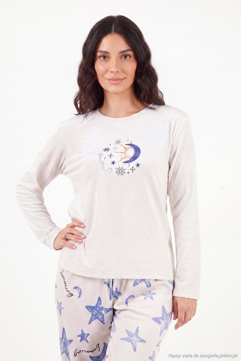 Desenli Yumuşak Dokulu Uzun Kollu Kadın Pijama Takımı 65750155 KREM