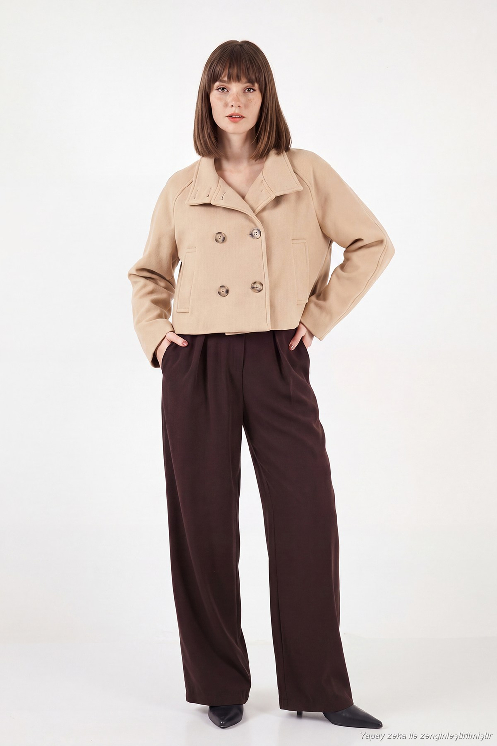 Dik Yaka Düğmeli Kısa Kadın Kaşe Mont 611AW115 CAMEL