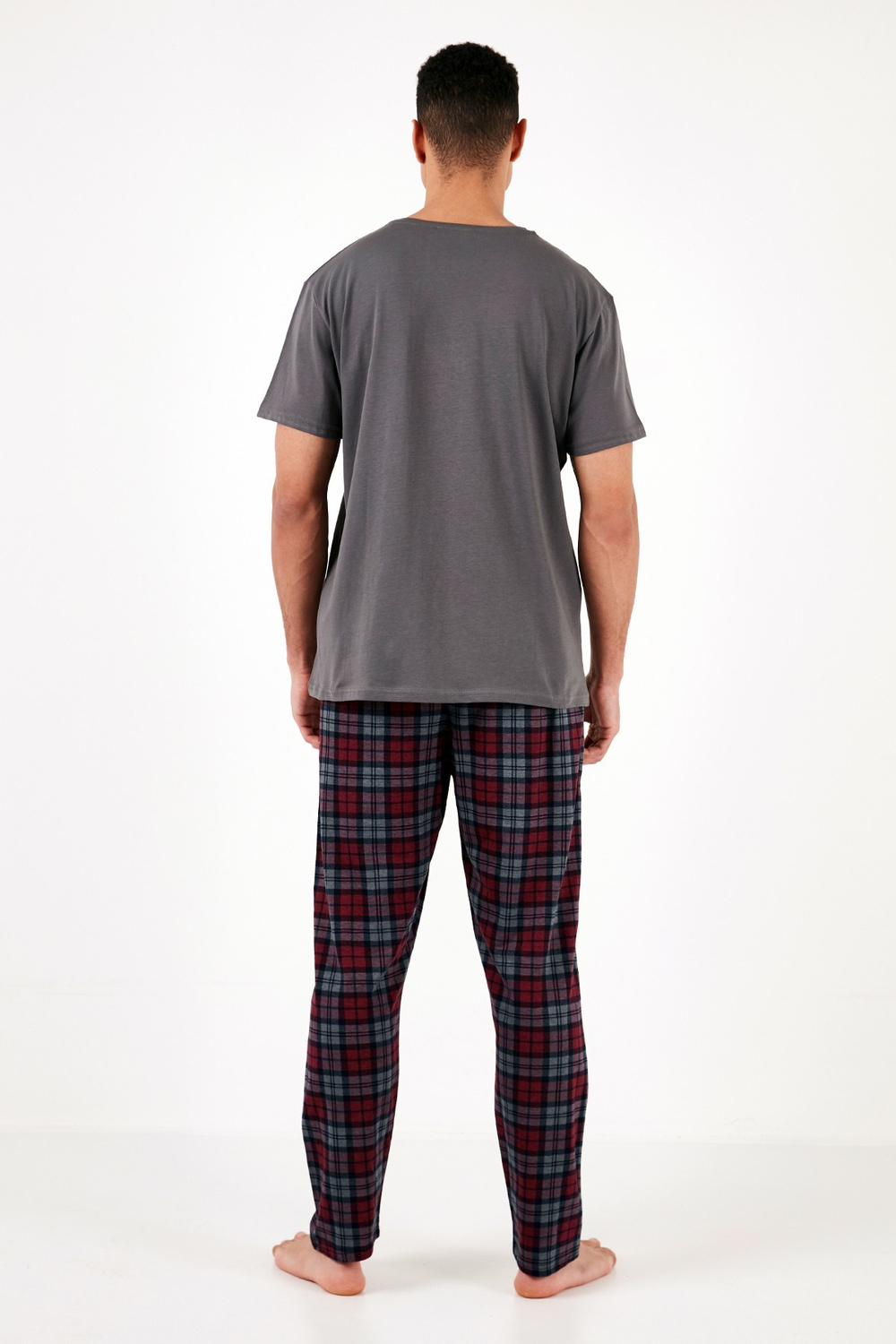 Ekoseli Pamuklu Regular Fit Kısa Kollu Erkek Pijama Takımı 6572006 FÜME