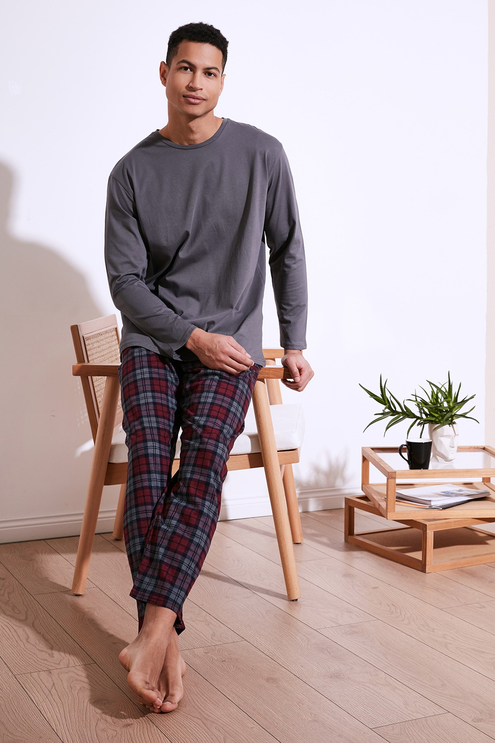 Ekoseli Pamuklu Regular Fit Uzun Kollu Erkek Pijama Takımı 6572005 FÜME
