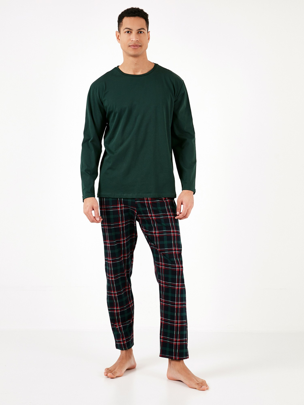 Ekoseli Pamuklu Regular Fit Uzun Kollu Erkek Pijama Takımı 6572005 YEŞİL