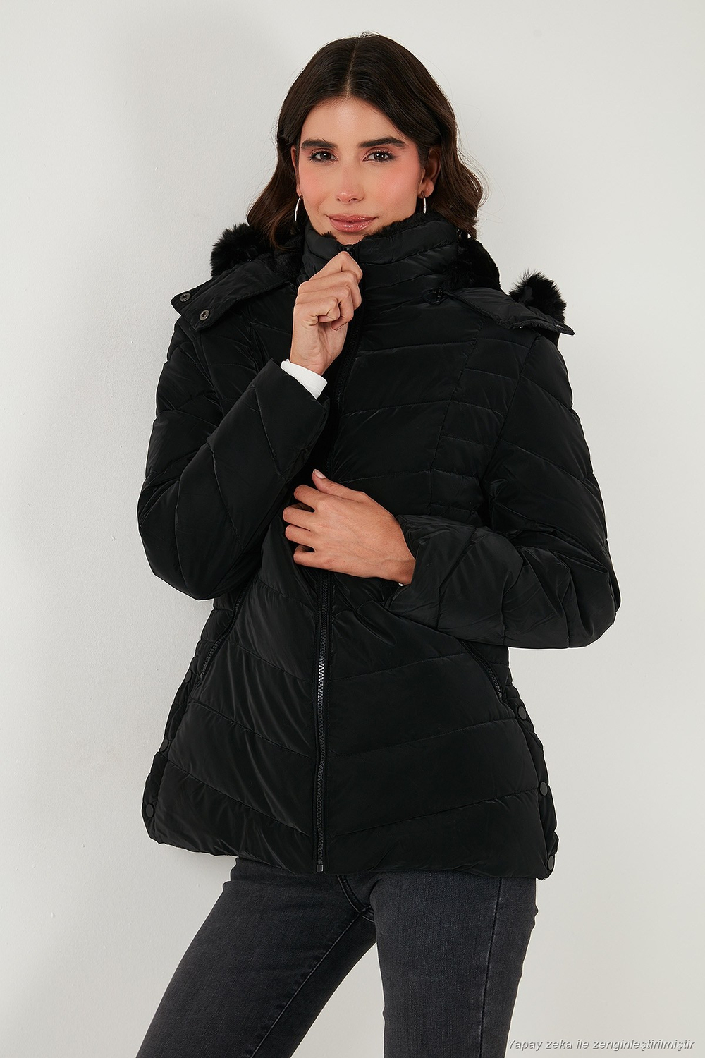 Kapitoneli Slim Fit Çıkarılabilir Kapüşonlu Kadın Mont 497MARA SİYAH
