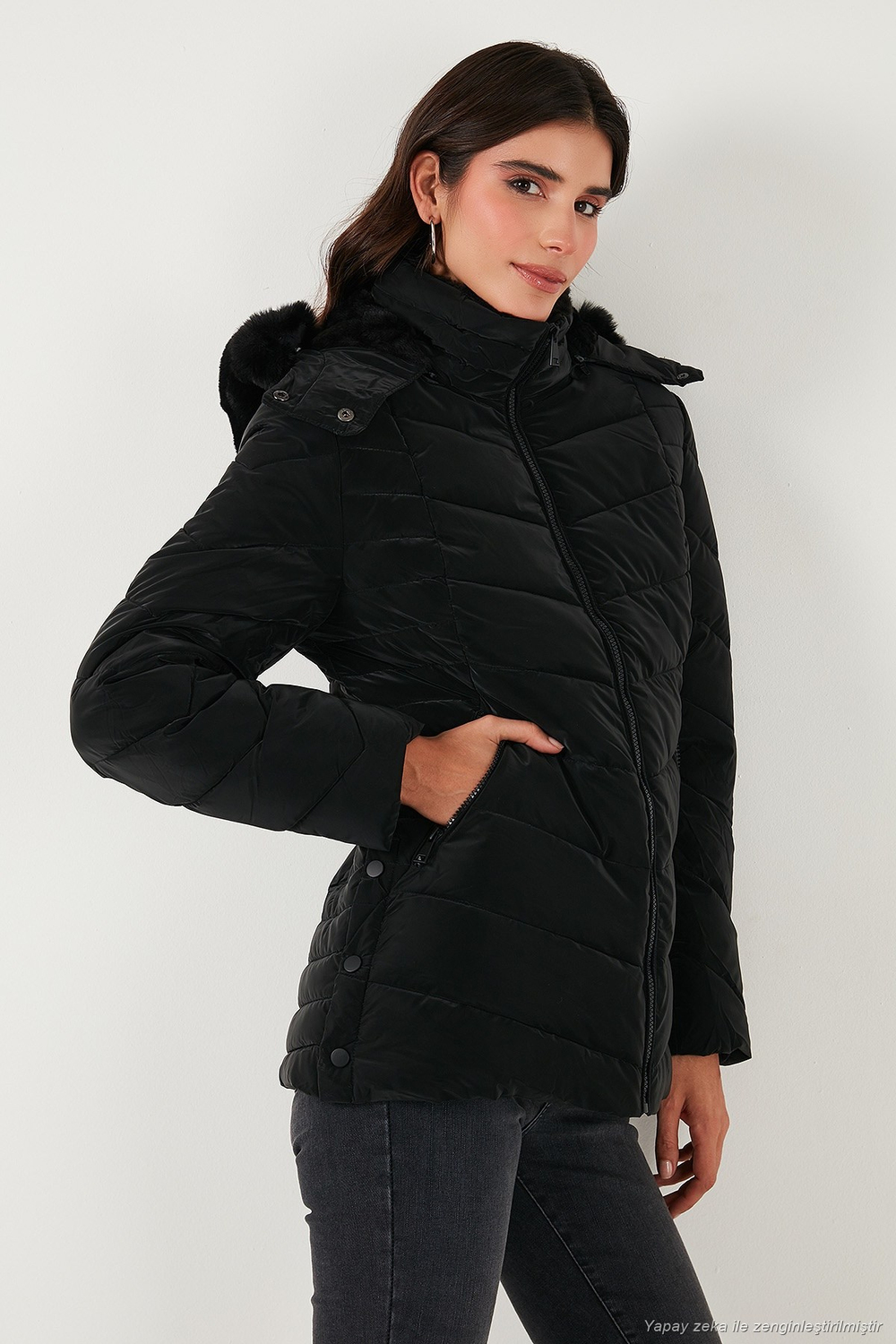 Kapitoneli Slim Fit Çıkarılabilir Kapüşonlu Kadın Mont 497MARA SİYAH