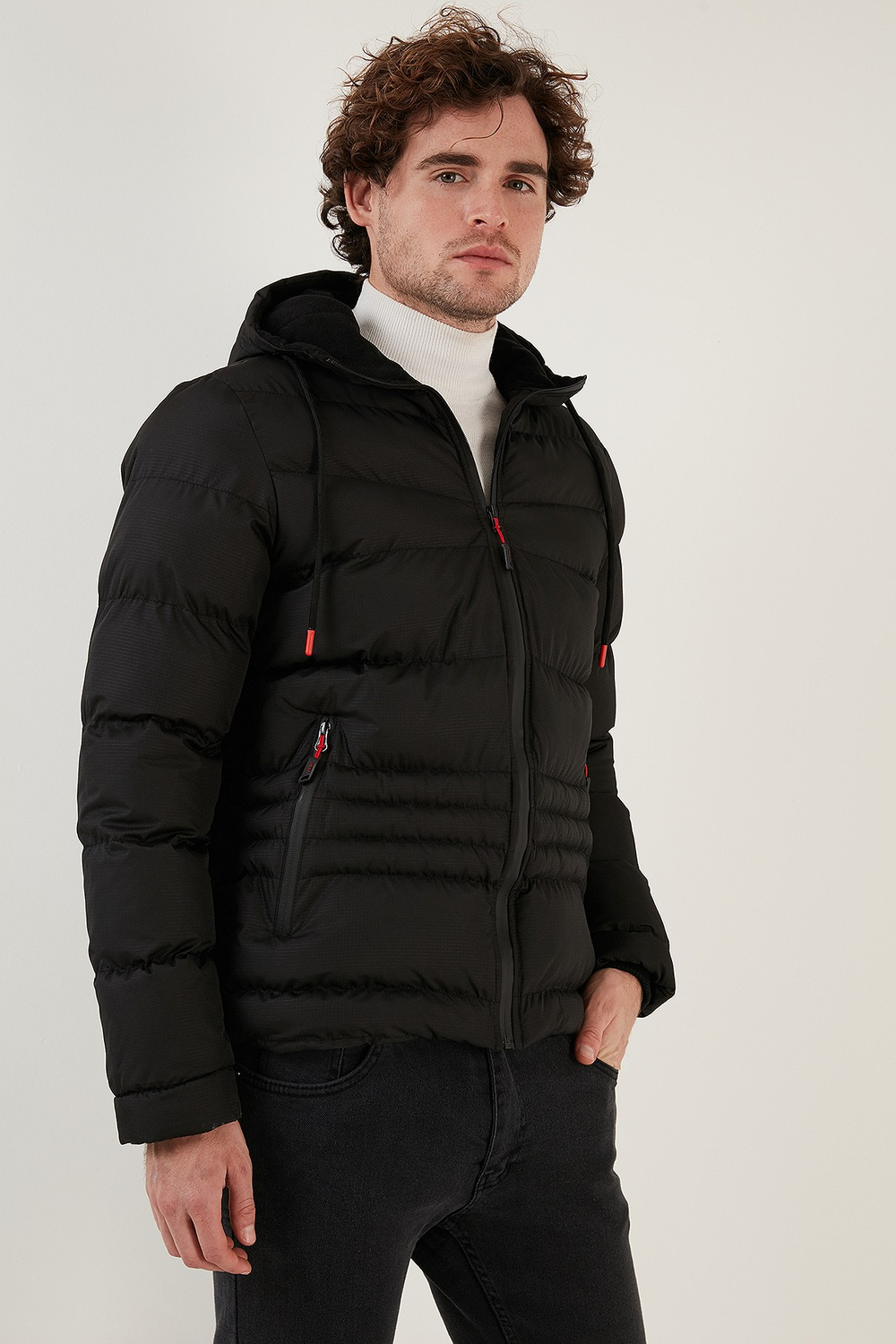 Kapüşonlu Cepli Slim Fit Şişme Erkek Mont 6490001 SİYAH