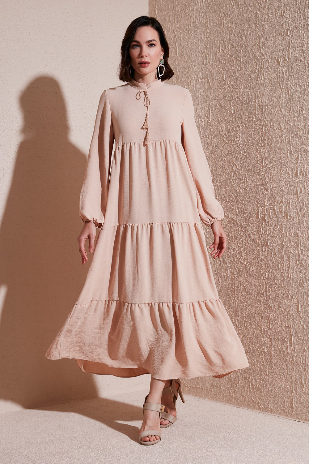 Modest Regular Fit Dik Yaka Uzun Kadın Elbise 611EL545 BEJ