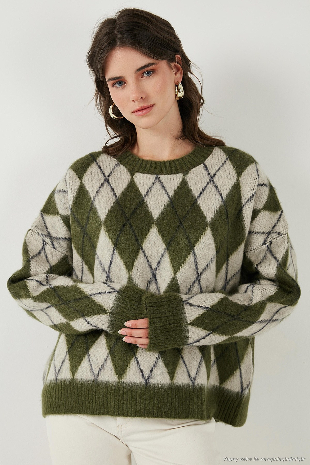 Oversize Fit Bisiklet Yaka Baklava Desenli Yumuşak Dokulu Kadın Kazak 4616223 HAKİ
