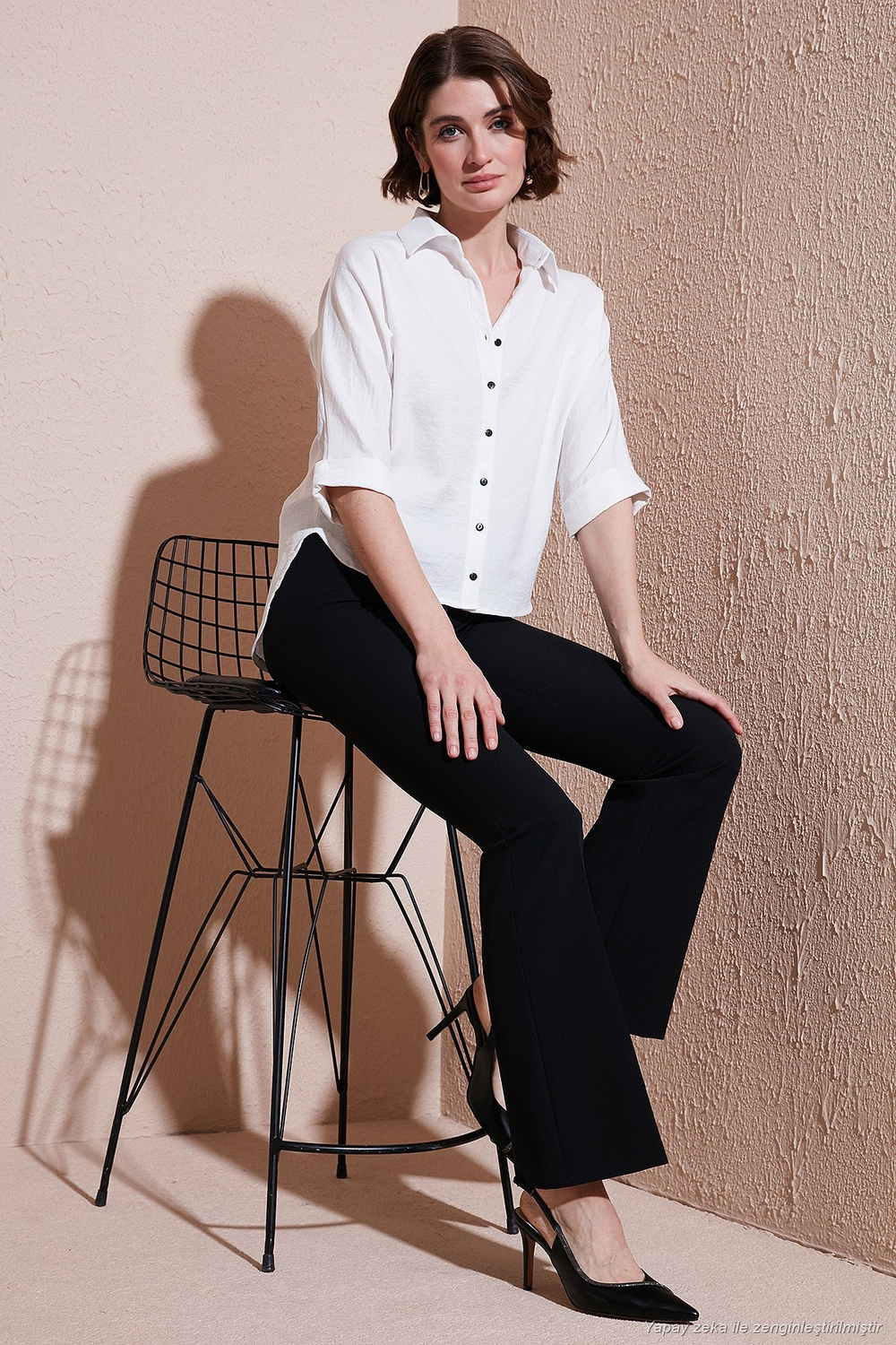 Oversize Fit Önü Kısa Arkası Uzun Truvakar Kol Kadın Gömlek 5866116 BEYAZ