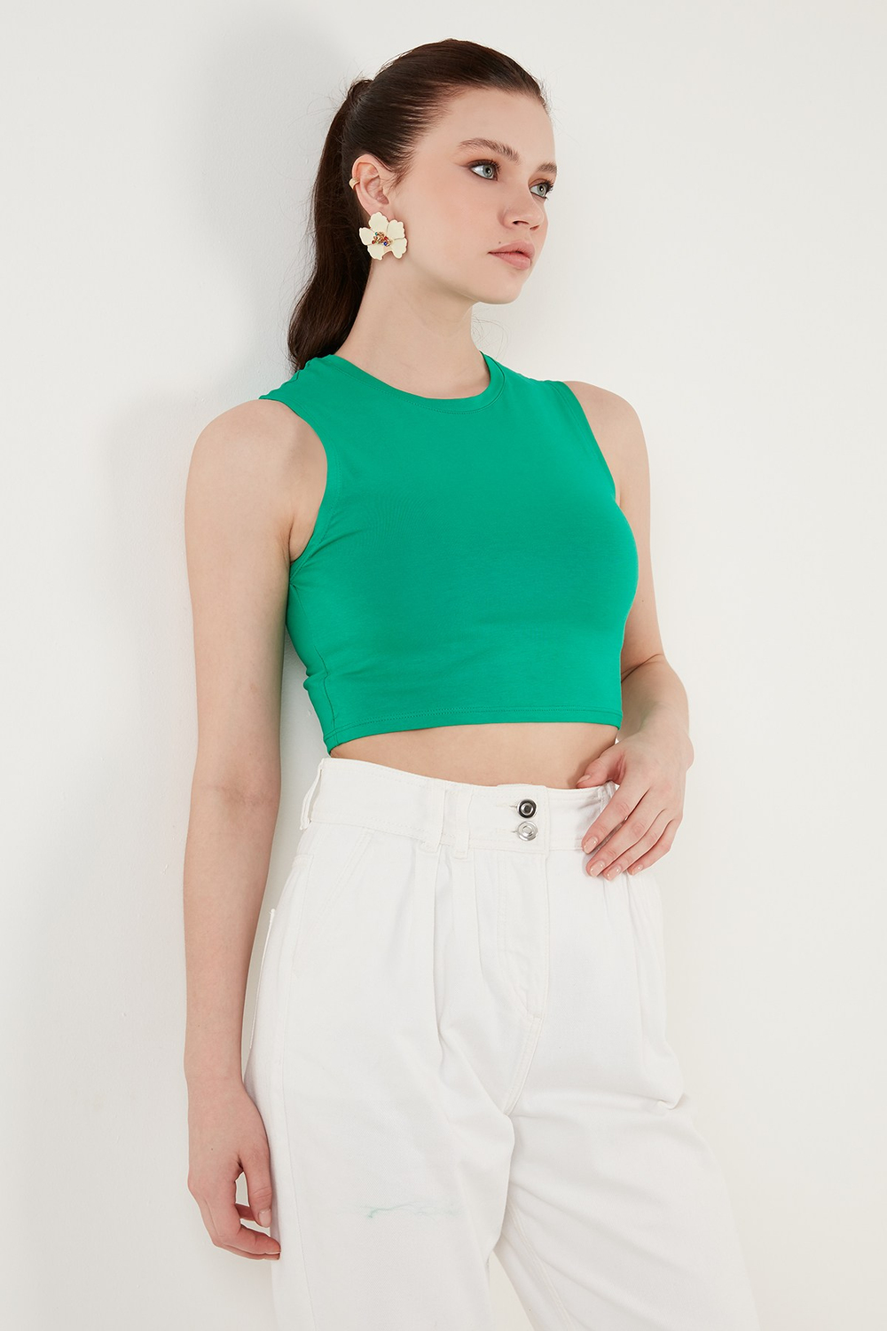 Pamuklu Bisiklet Yaka Dar Kesim Crop Kadın Atlet 5865259 BENETTON