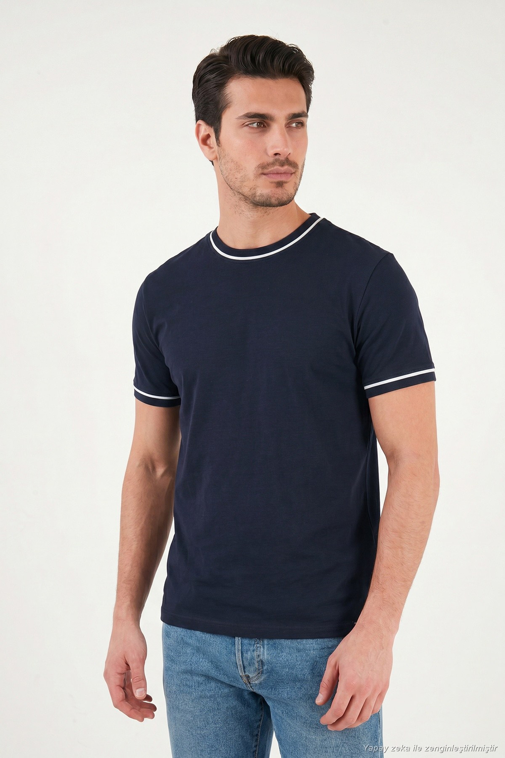 Pamuklu Bisiklet Yaka Kontrast Şeritli Erkek T Shirt 5904034 İNDİGO