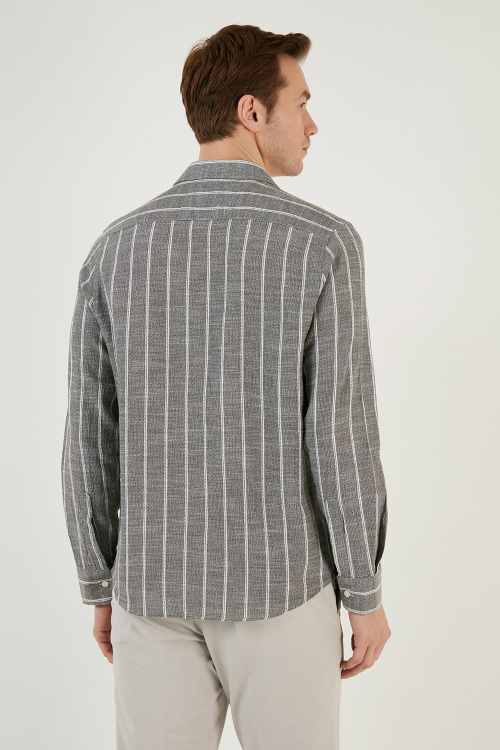 Pamuklu Çizgili Regular Fit Düğmeli Yaka Erkek Gömlek CF21S112480 HAKİ-BEYAZ