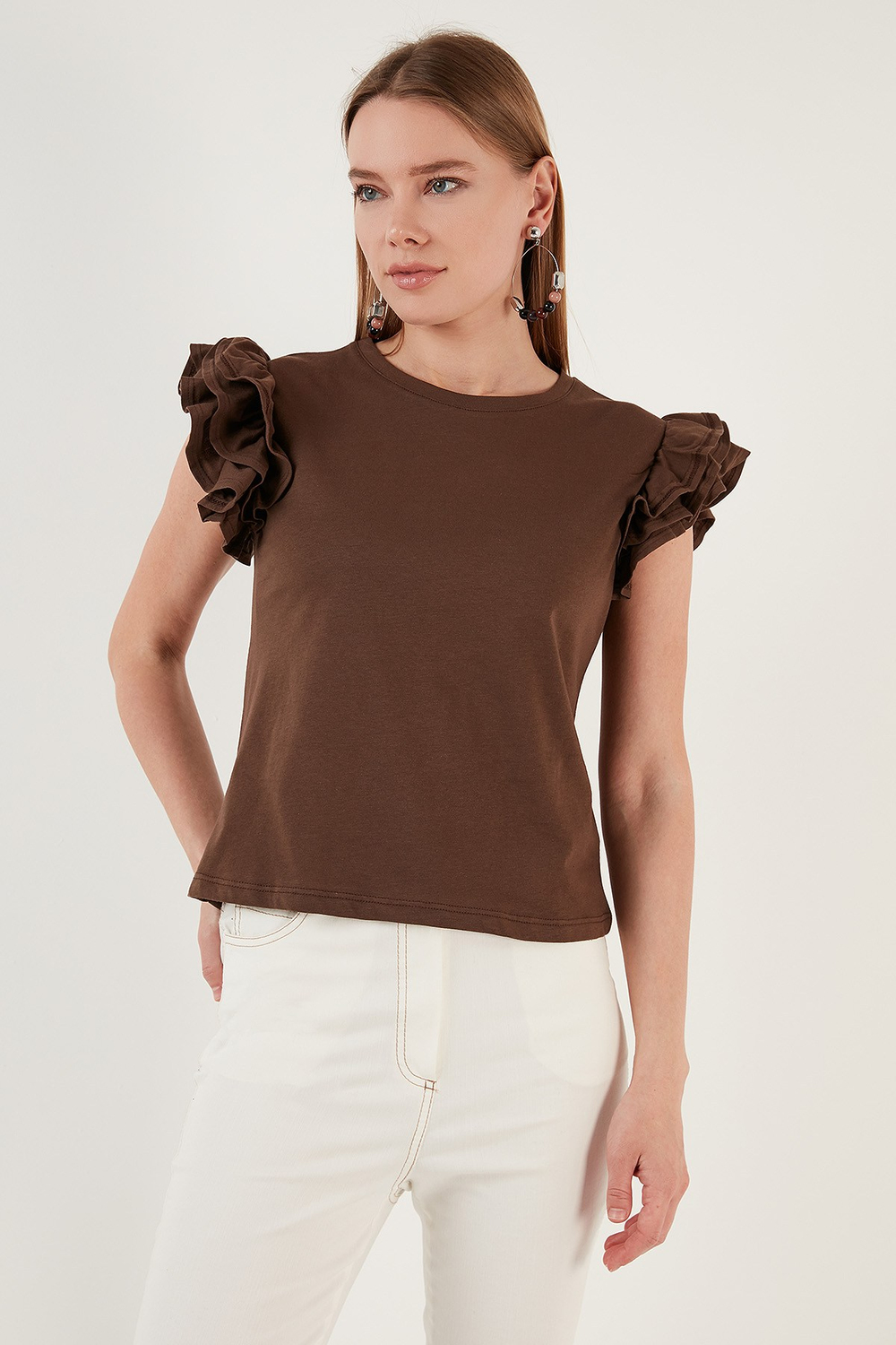 Pamuklu Kolları Fırfırlı Slim Fit Bisiklet Yaka Kadın T Shirt 5864500 KAHVE
