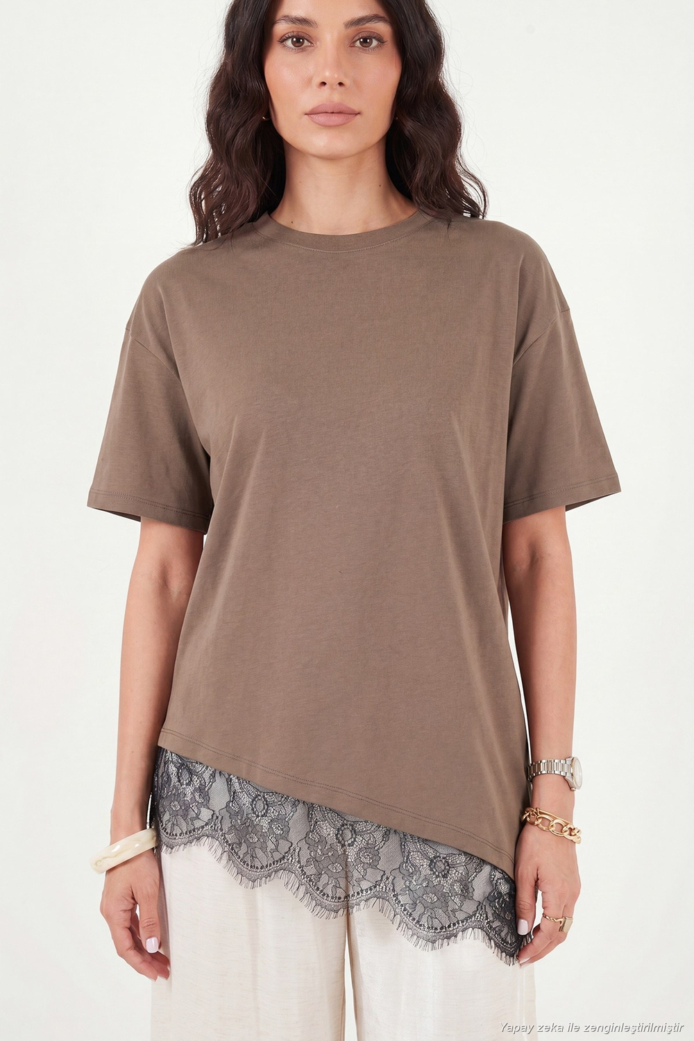 Pamuklu Kontrast Dantel Panelli Salaş Bisiklet Yaka Kadın T Shirt 5866992 KAHVE
