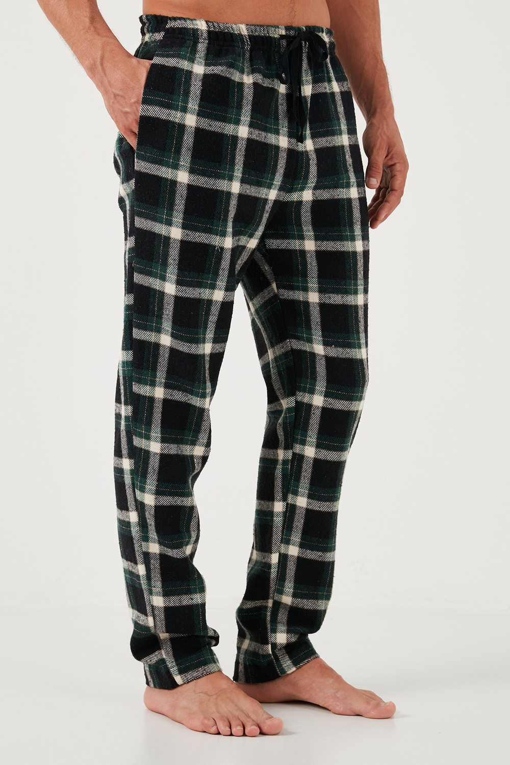 Pamuklu Regular Fit Ekoseli Elastik Bel Erkek Pijama Altı 611PT00154 SİYAH-YEŞİL