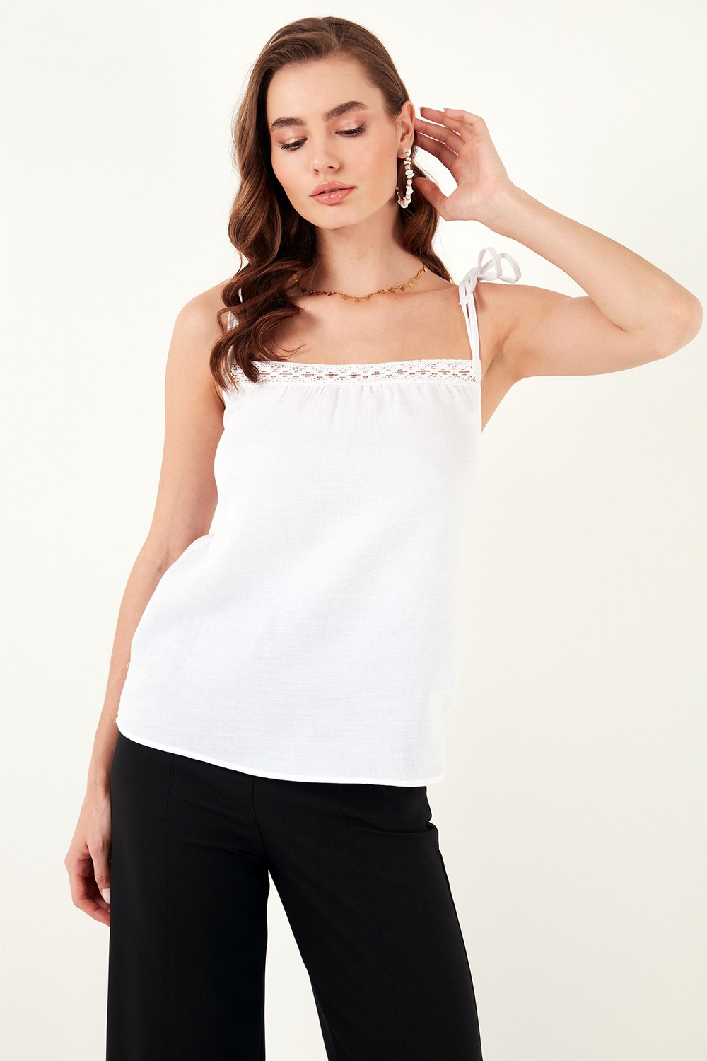 Pamuklu Regular Fit İp Askılı Kadın Bluz 611BZ0299 EKRU