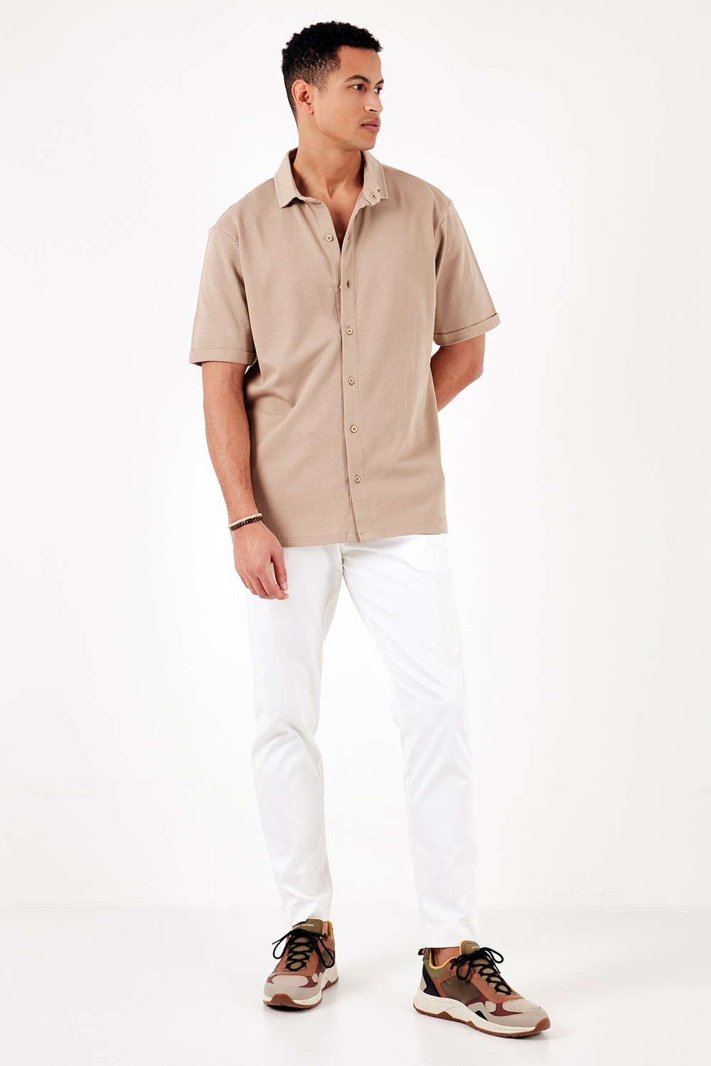 Pamuklu Regular Fit Kısa Kollu Erkek Gömlek 5902724 VİZON